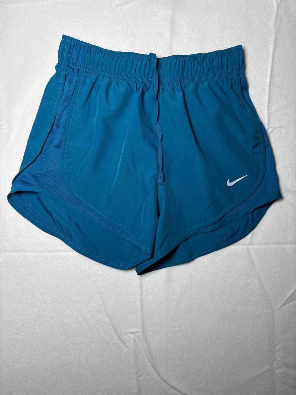 Nike Women's Tempo Dri-Fit Mid Rise Teal 3in Running Shorts XS